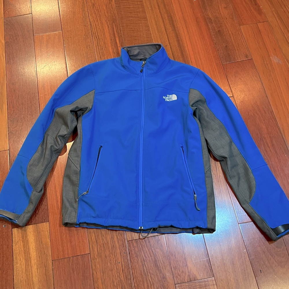 The North Face Men's Blue and  black water proof  Jacket szM